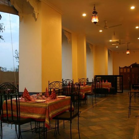 Pratap Palace Chittorgarh Екстериор снимка